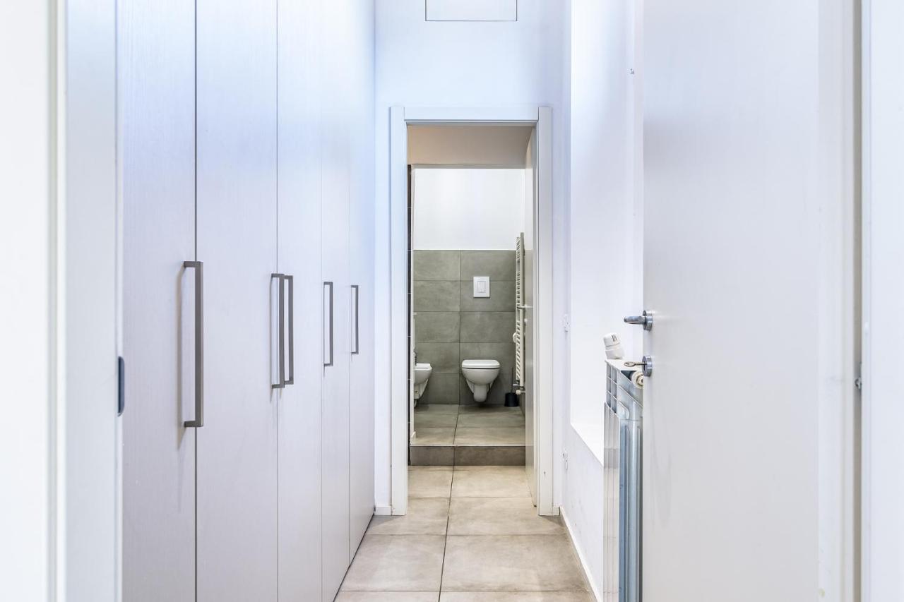 Studio Stazione Centrale Milánó Kültér fotó