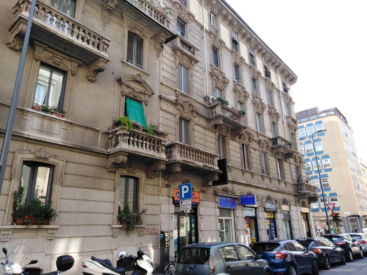 Studio Stazione Centrale Milánó Kültér fotó